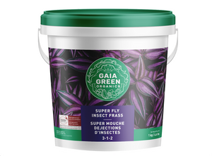 Gaia Green Super Fly Insect Frass is a fertilizer derived from the excreta of black soldier fly larvae. This product comes in a white tub with a green lid with an image of a plant with purple leaves. 